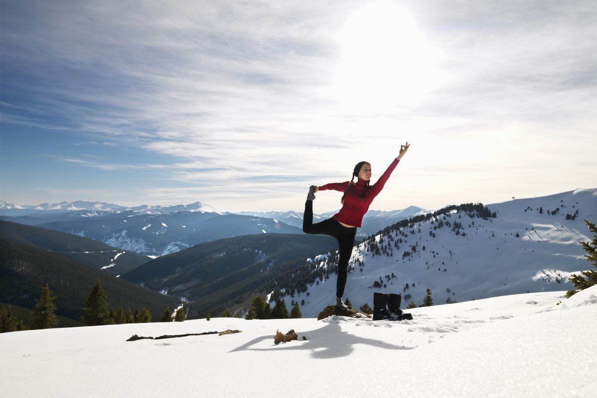 Snow yoga